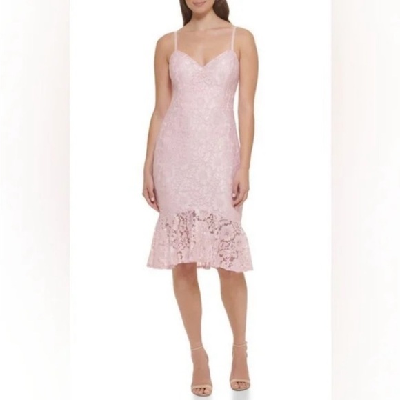 Guess Flounce-Hem Lace Dress NWT LACE SIZE 12 wedding guest sexy classy - Picture 1 of 6